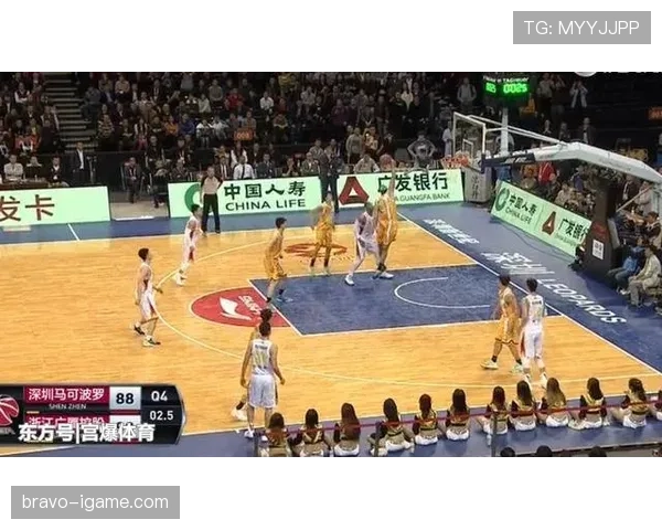 阿德耶米闪耀赛场 帮助球队士气高涨战术布局更显优势