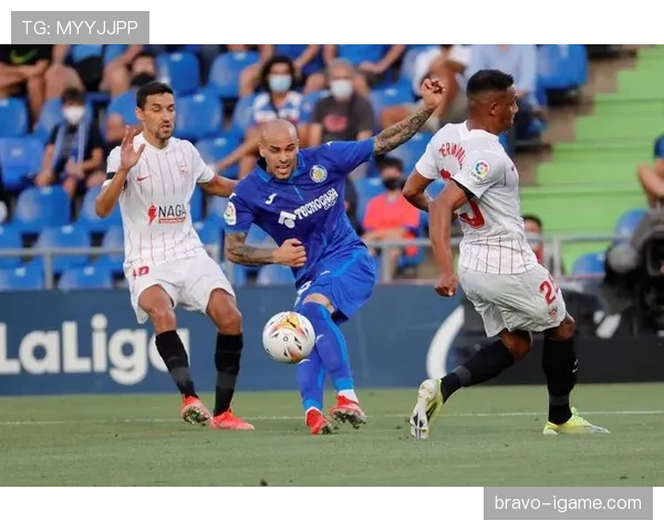 西甲联赛攻防失衡加剧，战术调整成各队破局关键