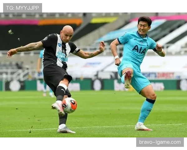 孙兴慜率韩国队强势出击，冲击亚洲之巅引全球瞩目