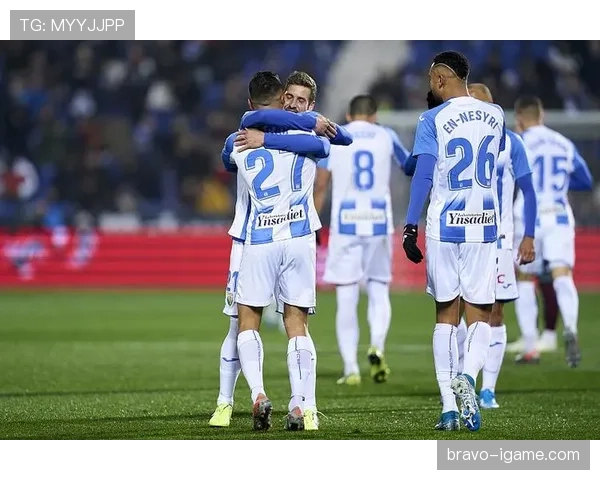 瓦列卡斯延续不败纪录,顽强斗志彰显状态回暖 瓦列卡斯延续不败纪录,顽强斗志彰显状态回暖