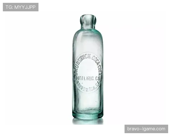 林书豪冰箱里只有鸡胸肉和水，连瓶可乐都找不到